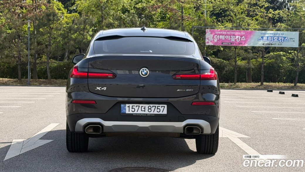 BMW X4 xDrive20i xLine, 2022