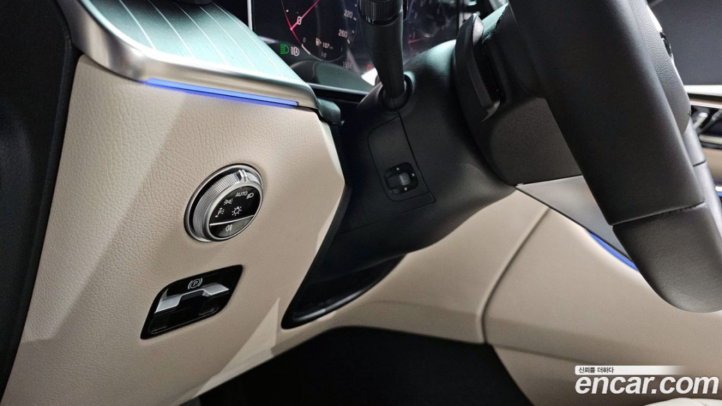 Mercedes-Benz GLC-Class GLC 300 4MATIC Avantgarde, 2025