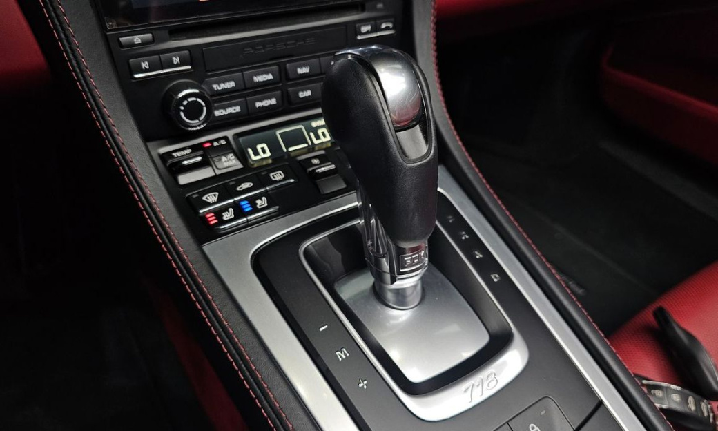 Porsche 718 4.0 GTS, 2024