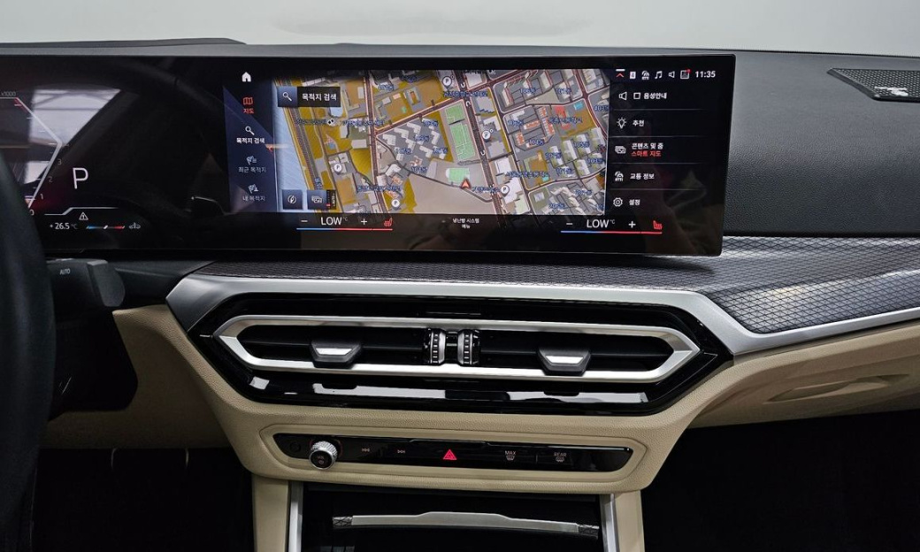 BMW 3-Series 320i M Sport, 2024