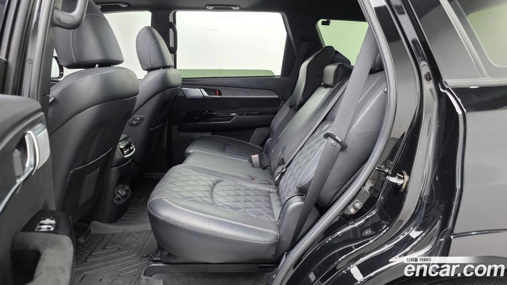 Kia Mohave Diesel 3.0 4WD 7-Seater, 2022