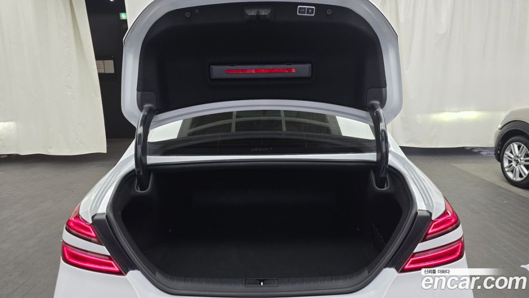 Genesis G70 Gasoline 2.0T 4WD, 2023