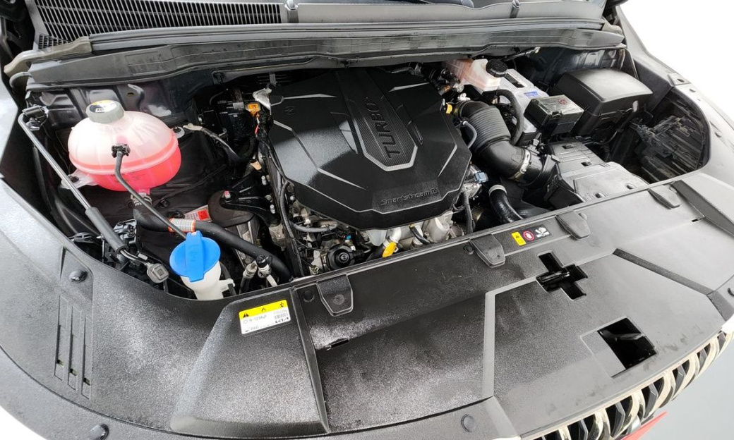 Kia Carnival 9-Seater Signature, 2022