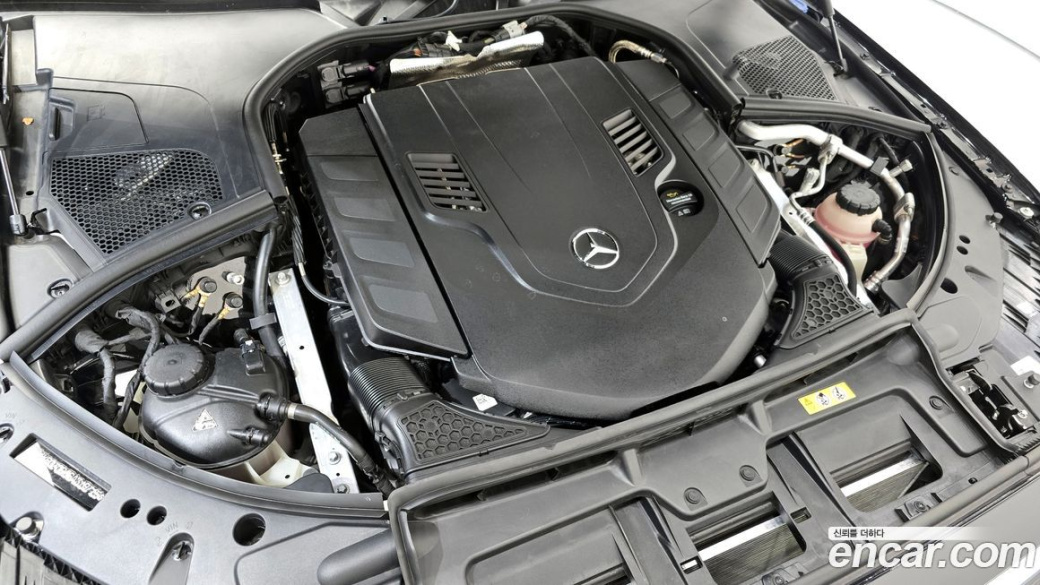 Mercedes-Benz S-Class S580L 4MATIC, 2025
