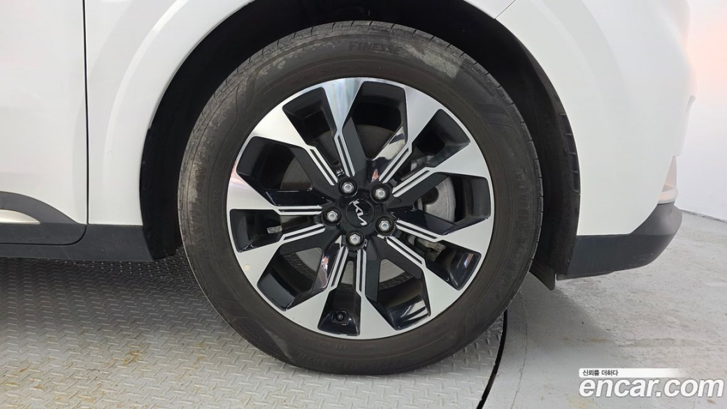 Kia Carnival 9-Seater Noblesse, 2023
