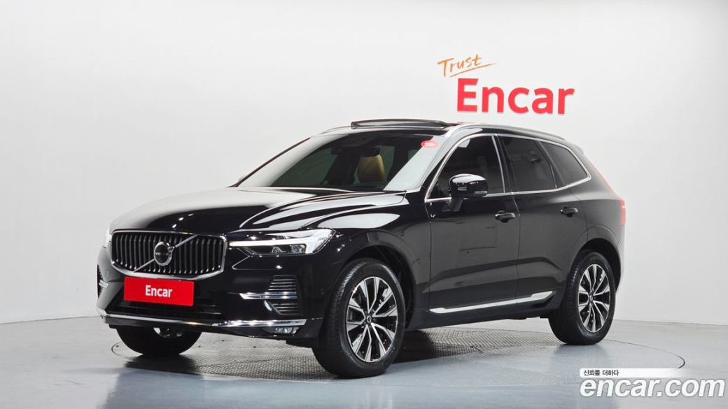 Volvo XC60 B5 Ultimate Bright, 2024