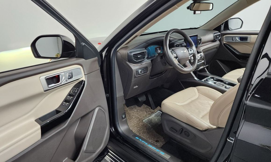 Ford Explorer 3.0 Platinum 4WD, 2021