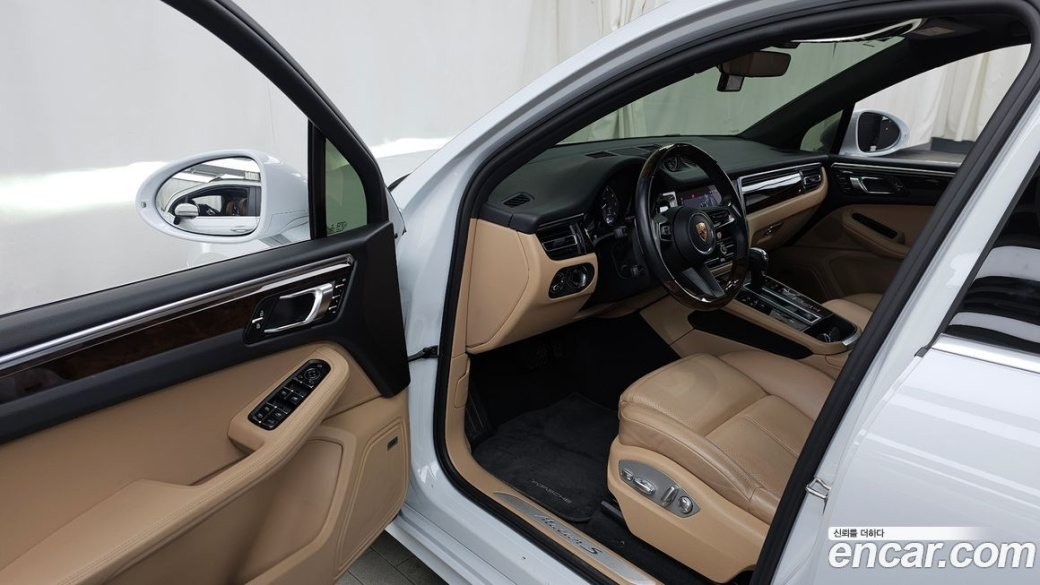 Porsche Macan 2.9 S, 2022