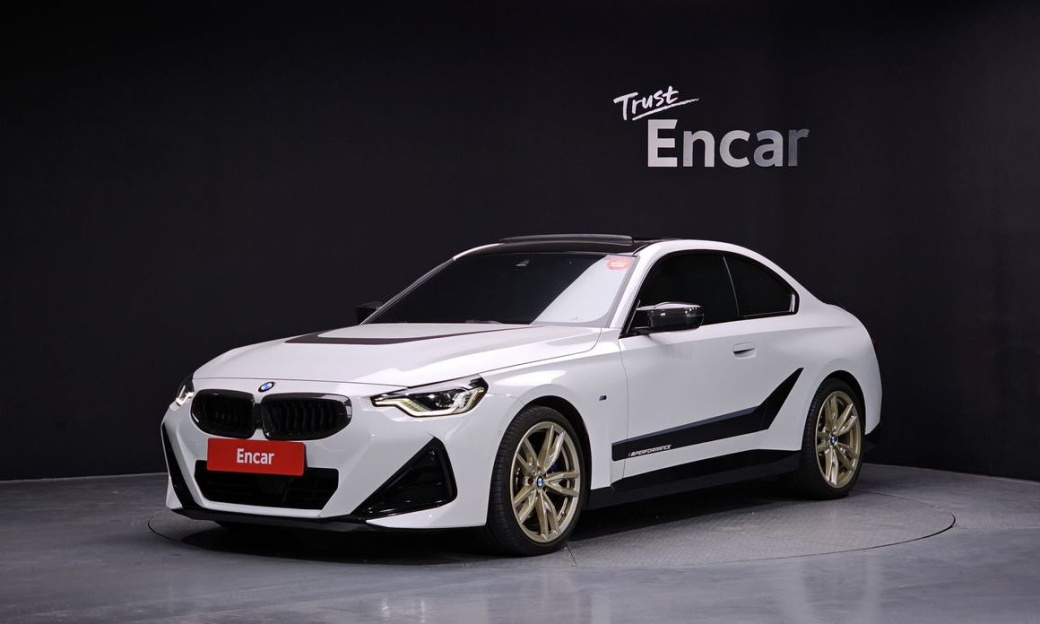 BMW 2-Series M240i xDrive Coupe, 2024