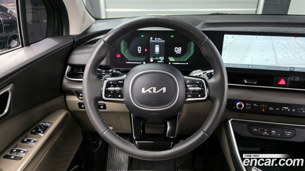 Kia Carnival 9-Seater Prestige, 2025