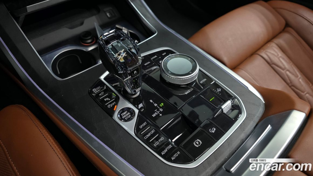 BMW X7 xDrive 40i Design Pure Excellence 6-Seater, 2022