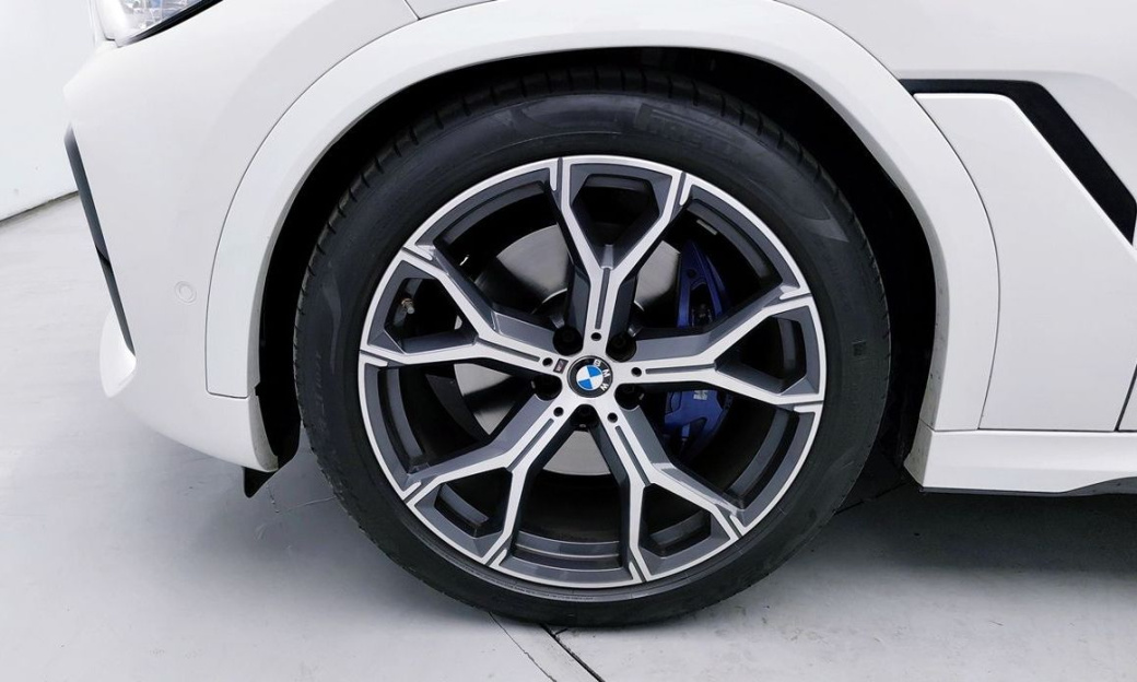 BMW X6 xDrive40i M Sport, 2022