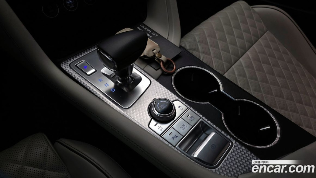 Genesis G70 Gasoline 2.0T 4WD, 2023