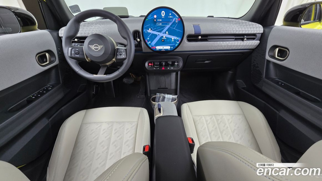 Mini Cooper 5 Door Favoured, 2025