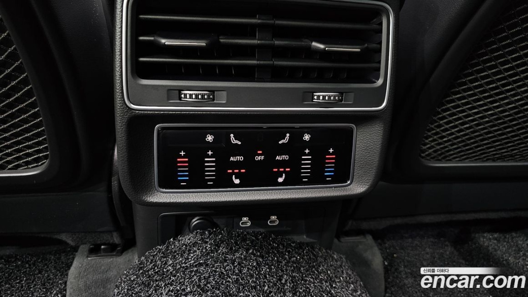 Audi Q7 55 TFSI Quattro Premium, 2022