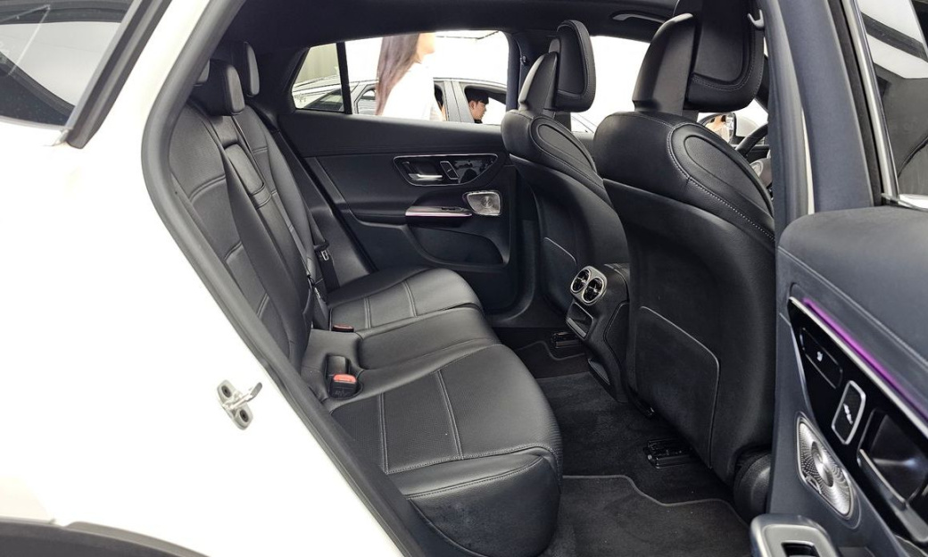 Mercedes-Benz GLC-Class GLC300 4MATIC Avnatgarde Coupe, 2025