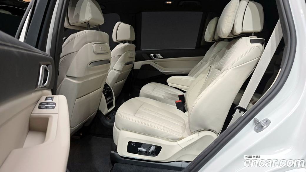 BMW X7 xDrive 40d M Sport 6STR, 2026