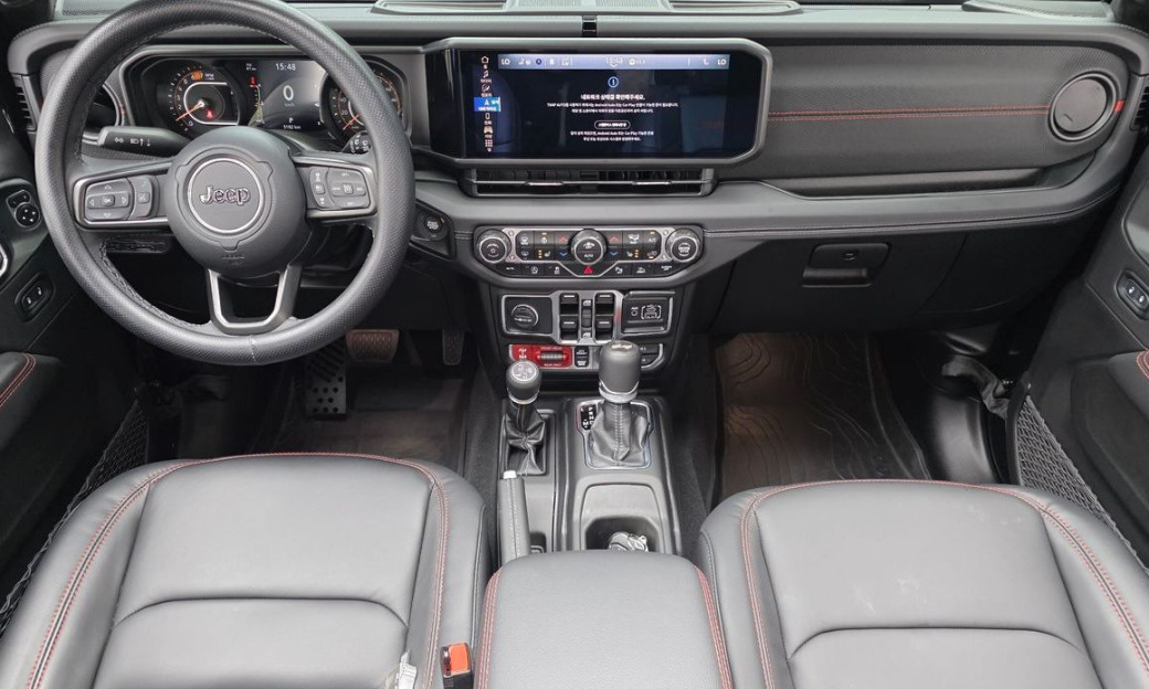 Jeep Wrangler 2.0 Sahara Power Top 4Door, 2025