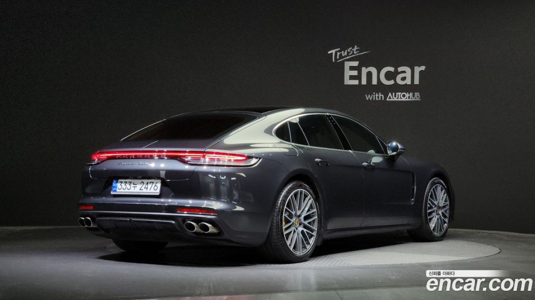 Porsche Panamera 4.0 Turbo S, 2023