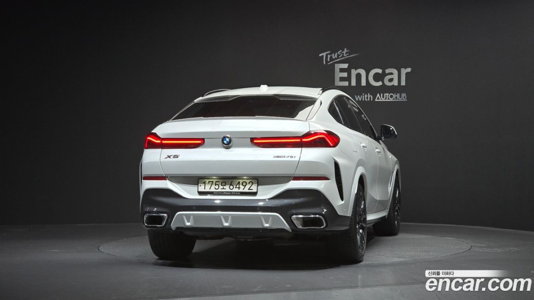 BMW X6 xDrive40i M Sport, 2025