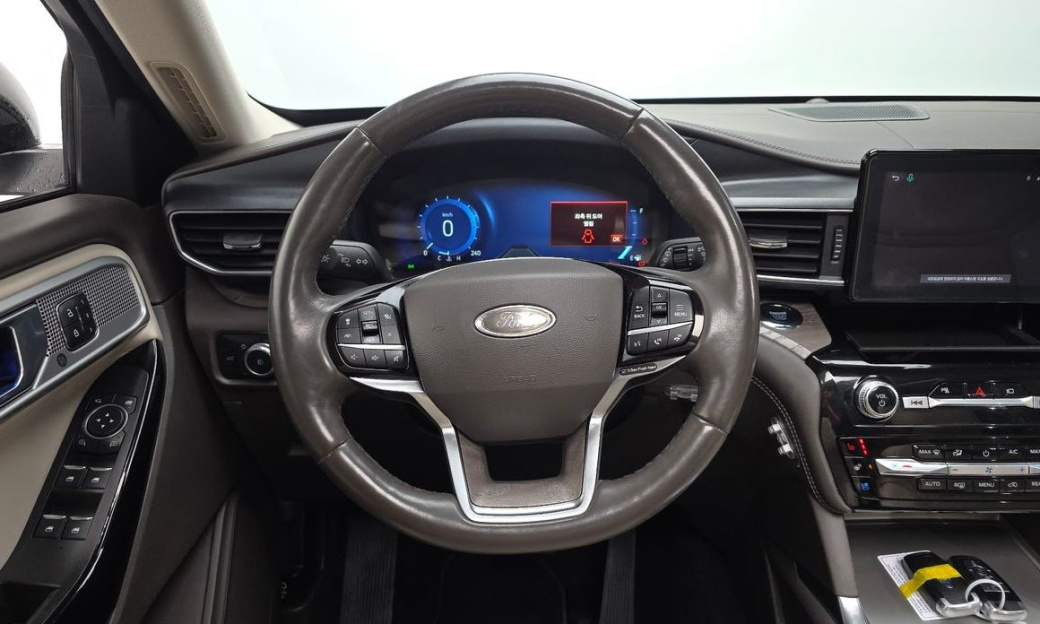 Ford Explorer 3.0 Platinum 4WD, 2022