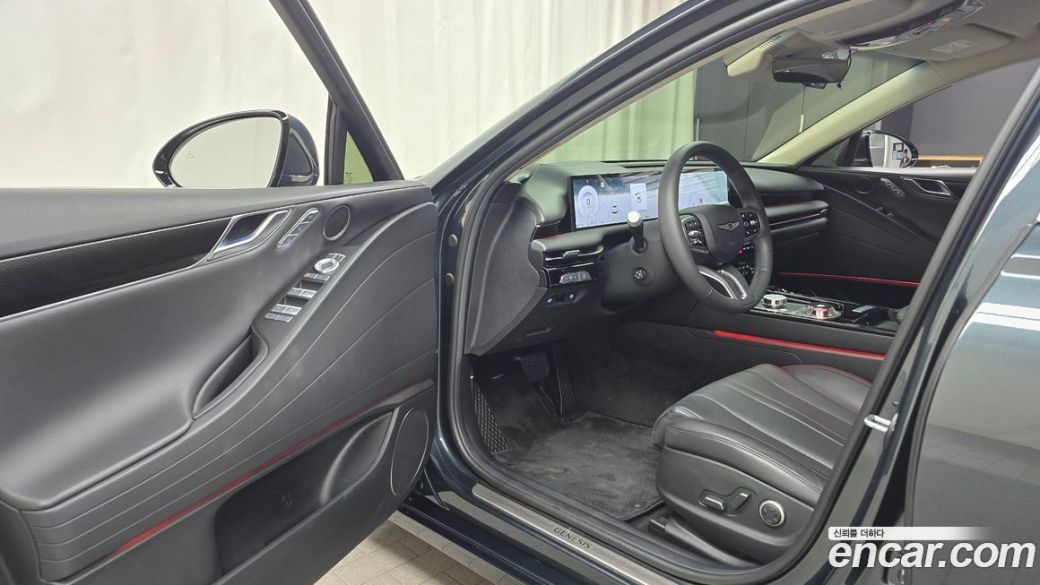 Genesis G80 Gasoline 2.5 Turbo AWD, 2025