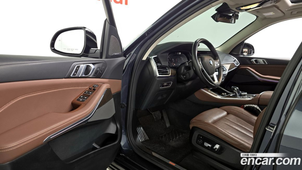 BMW X5 xDrive 40i xLine, 2021