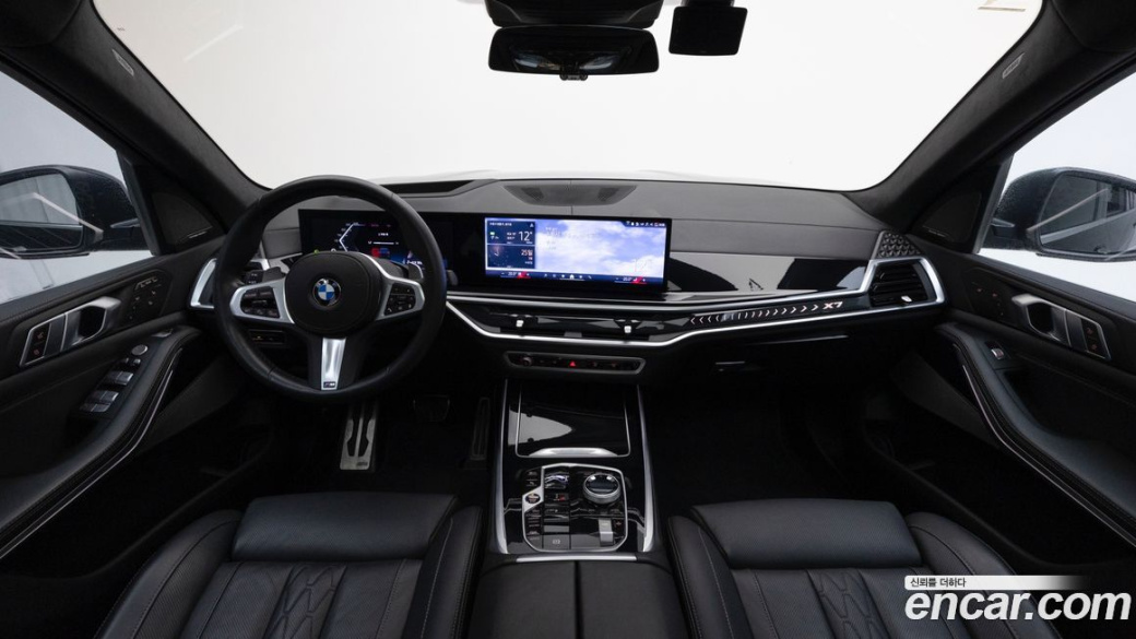 BMW X7 xDrive 40i Design Pure Excellence 6-Seater, 2024