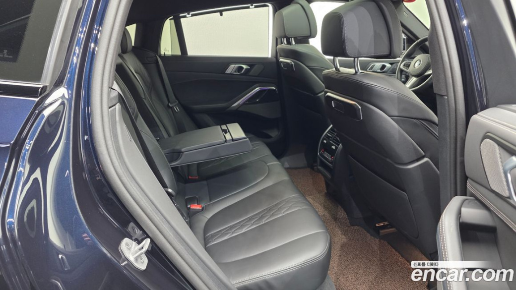 BMW X6 xDrive40i M Sport, 2024