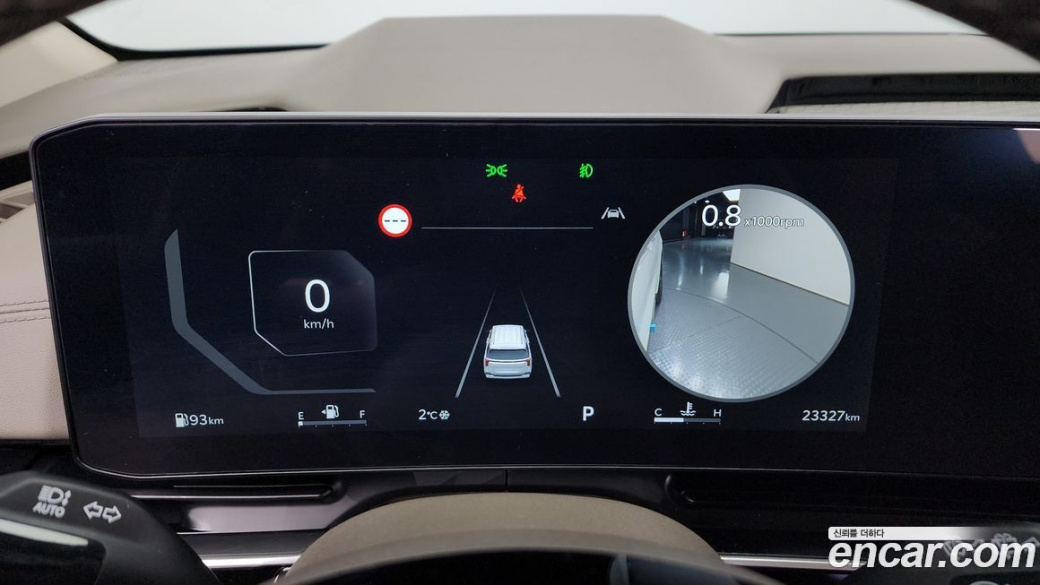 Kia Carnival 9-Seater Signature, 2024