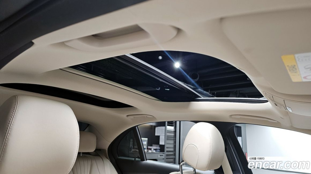 Mercedes-Benz E-Class E450 4MATIC Exclusive, 2023