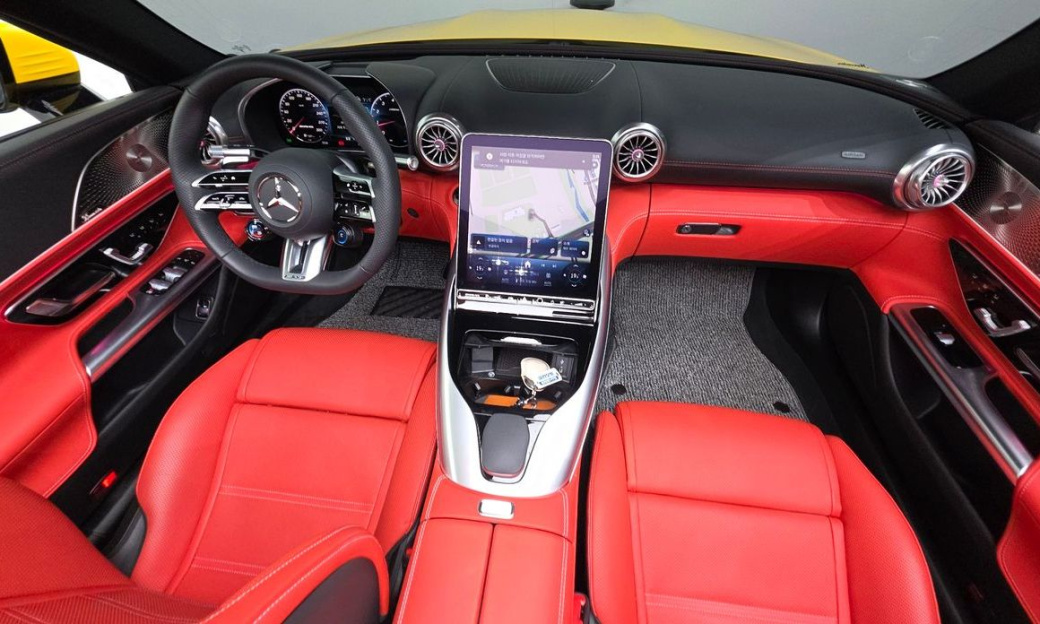 Mercedes-Benz SL-Class AMG SL43, 2025