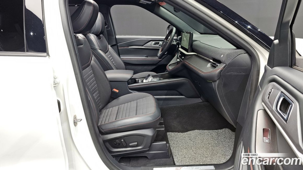 Ford Explorer 2.3 ST-Line 4WD, 2025