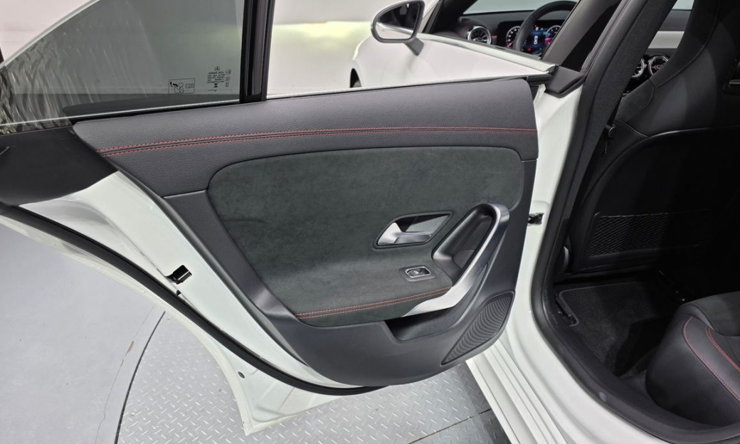 Mercedes-Benz CLA-Class CLA250 4MATIC, 2024
