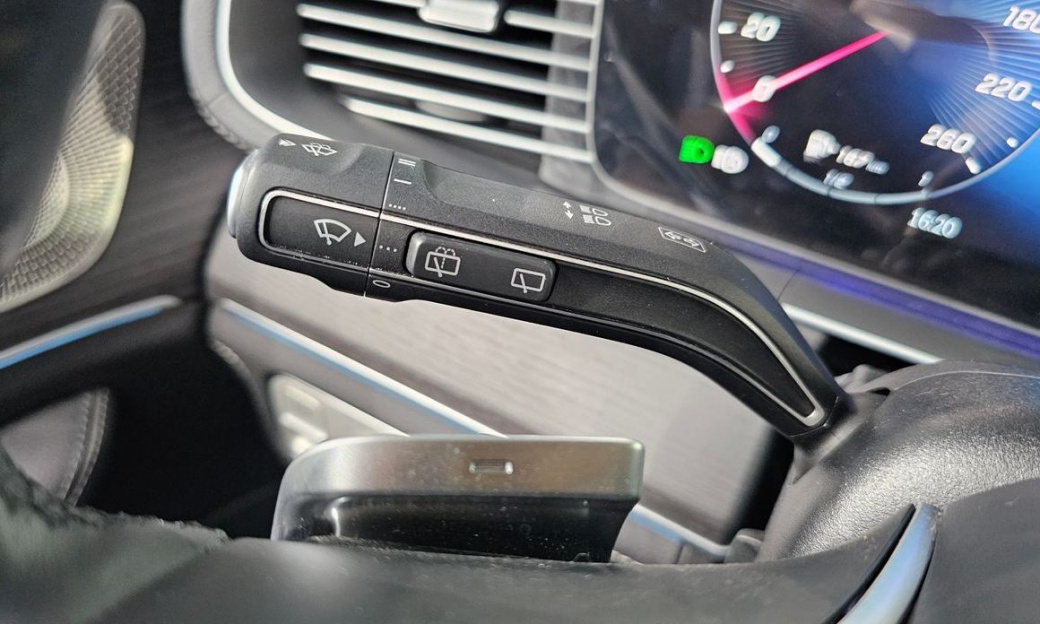 Mercedes-Benz GLE-Class GLE300d 4MATIC, 2024