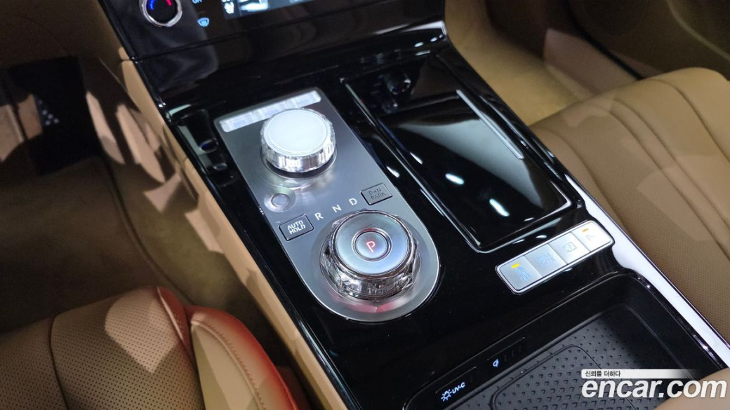 Genesis G80 Gasoline 2.5 Turbo AWD, 2025