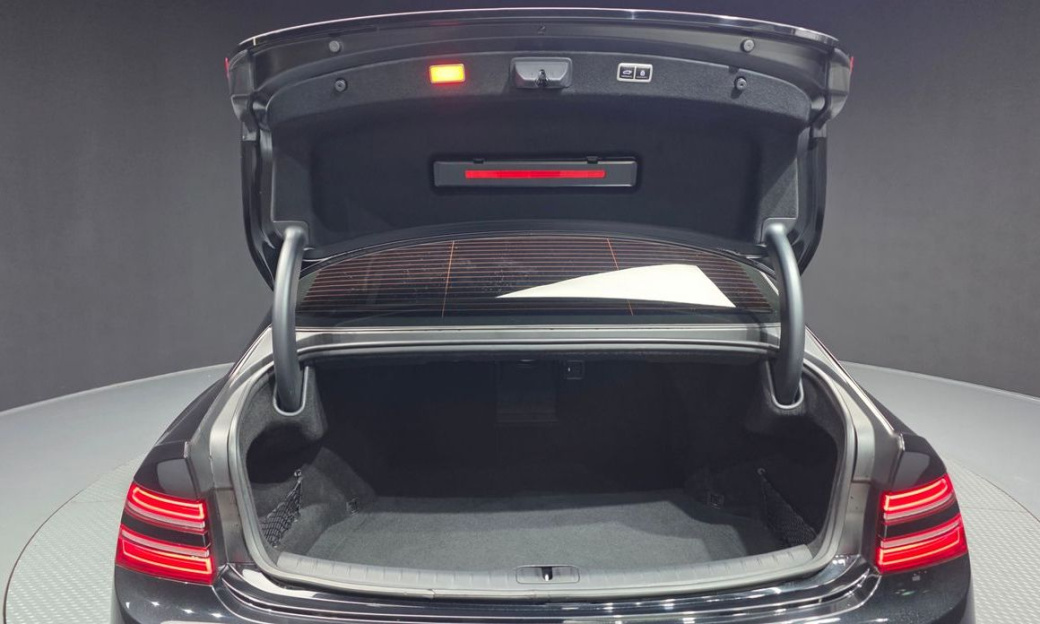 Genesis G80 Gasoline 2.5 Turbo AWD, 2025