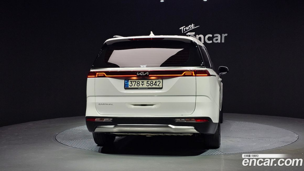 Kia Carnival 9-Seater Noblesse, 2022