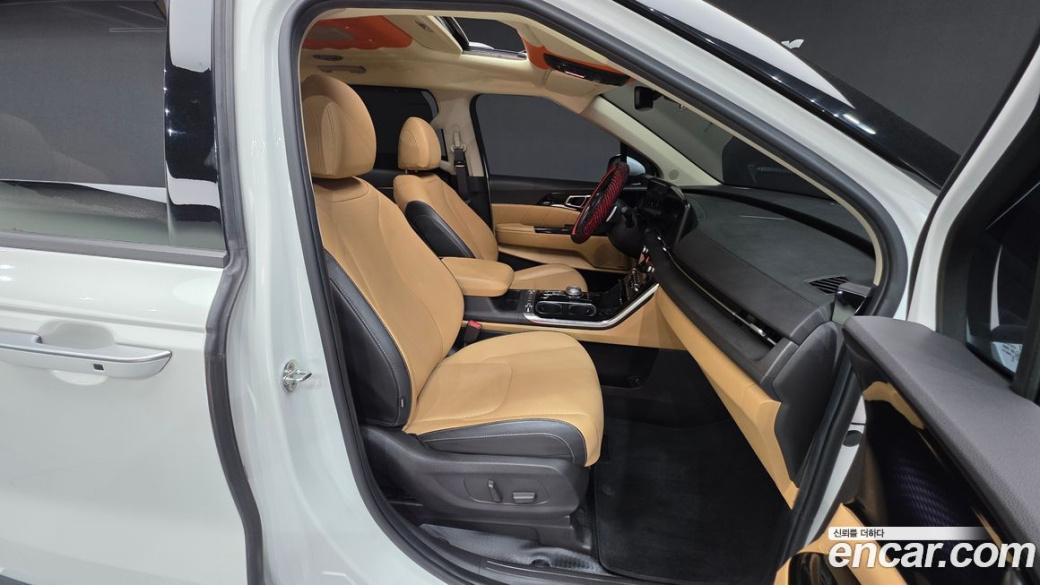 Kia Carnival 9-Seater Signature, 2021
