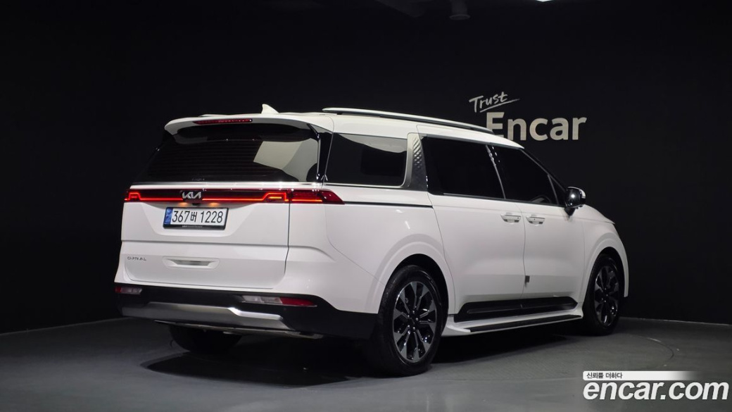 Kia Carnival 9-Seater Noblesse, 2022
