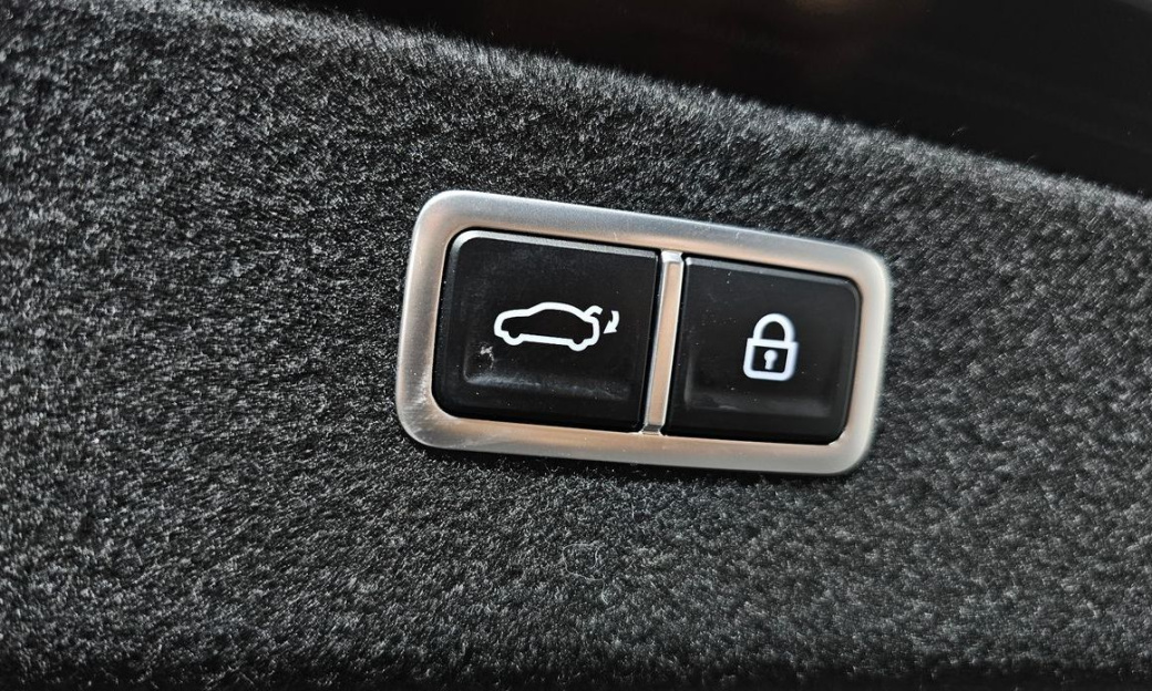 Genesis G80 Gasoline 2.5 Turbo AWD, 2023