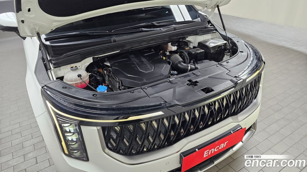 Kia Carnival 9-Seater Noblesse, 2025