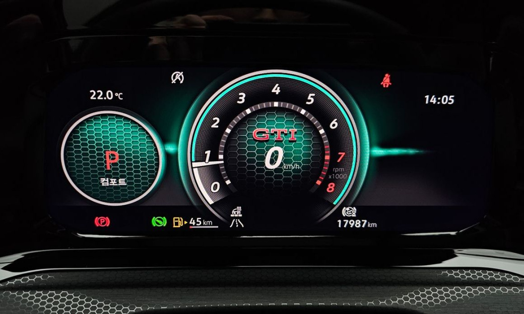 Volkswagen Golf 2.0 GTI, 2024