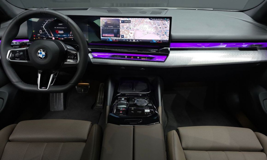 BMW 5-Series 523d M Sport, 2025