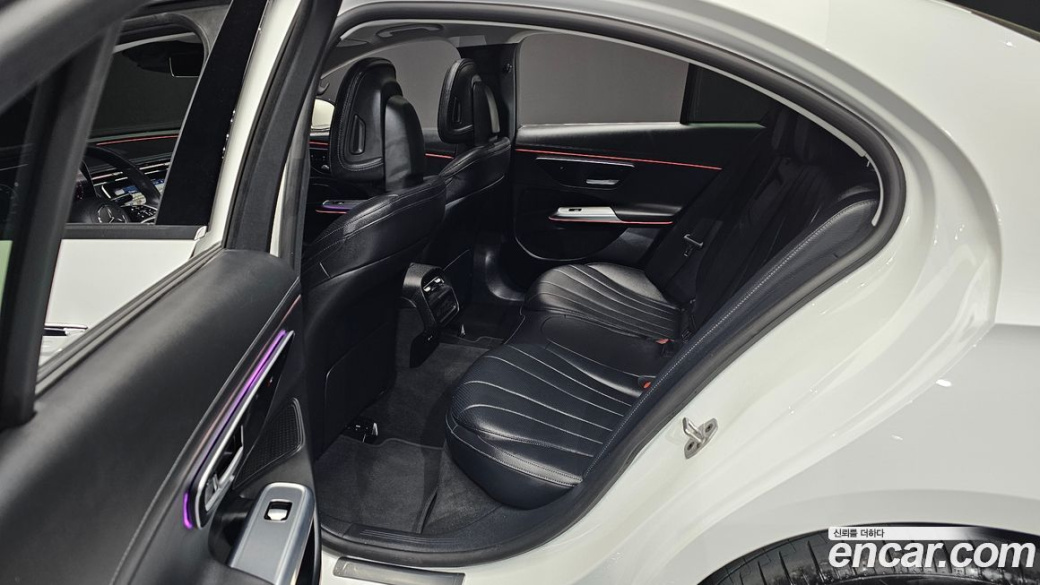 Mercedes-Benz E-Class E220d 4MATIC Exclusive, 2024