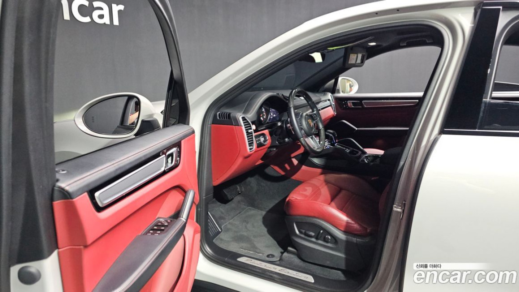 Porsche Cayenne 3.0 COUPE PLATINUM EDITION, 2022