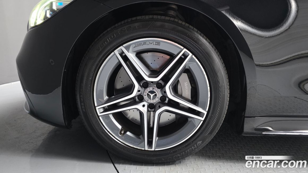 Mercedes-Benz S-Class S400 d 4MATIC, 2022