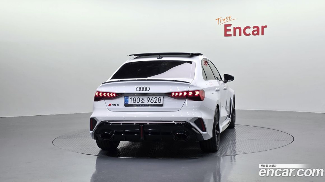 Audi RS3 2.5 TFSI Quattro, 2025