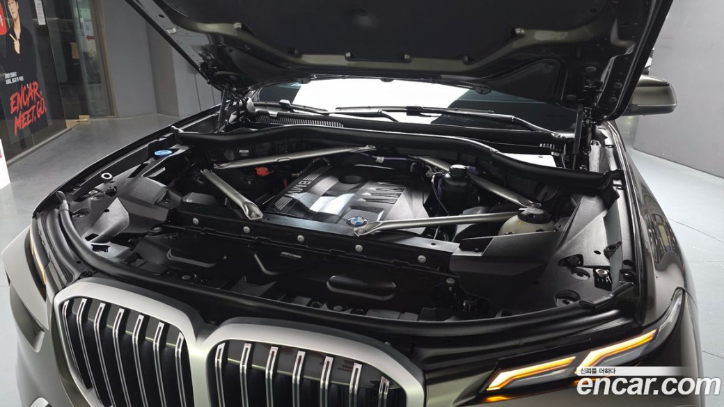 BMW X7 xDrive 40i Design Pure Excellence 7-Seater, 2024