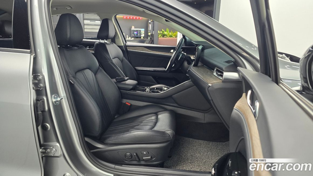 Kia K5 2.0, 2023